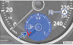 Fig. 119 No instrumento combinado: indicador do nível de combustível (variante 2).